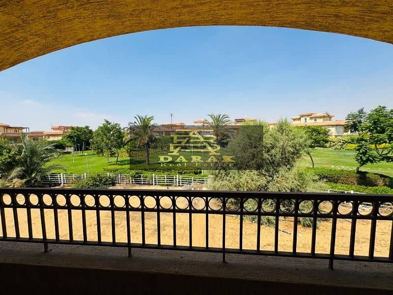 2 e8ae98d3-6365-4e8d-b9b2-1cca800fdb67. jpg