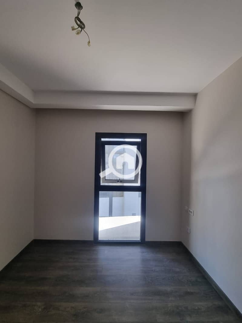 7 WhatsApp Image 2025-11-19 at 14.55. 48_3d59e814. jpg