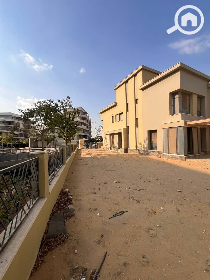 5 WhatsApp Image 2025-11-13 at 12.05. 43 PM (1). jpeg