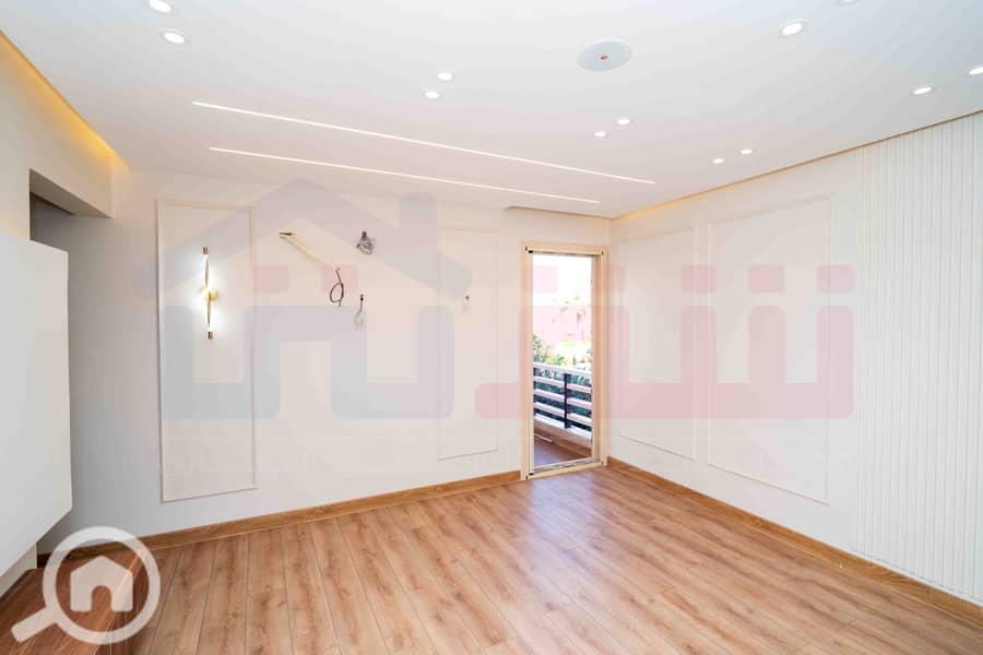 DSC09082. jpg DSC09082. jpg