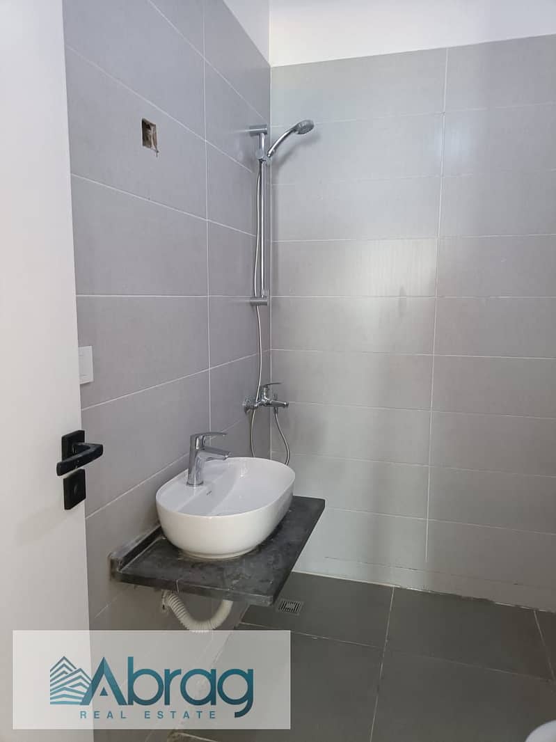 10 WhatsApp Image 2025-11-19 at 11.13. 55_841846fb. jpg