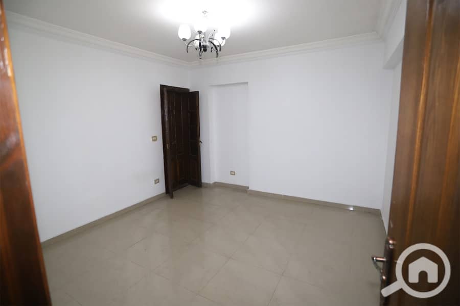 5 Untitled-1_0004_WhatsApp Image 2025-11-18 at 11.54. 07 AM. jpg