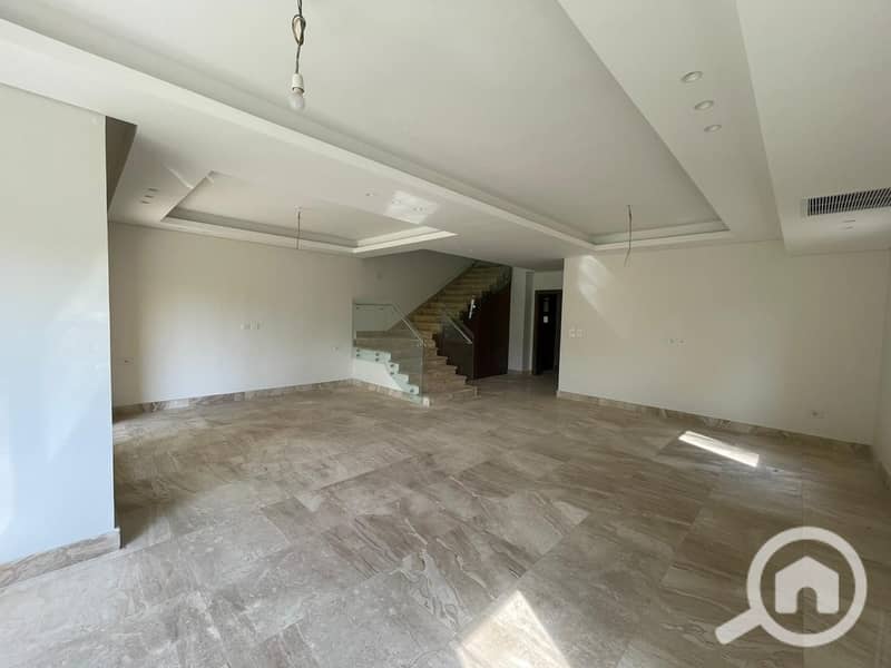 14 67c26c9f-9390-489a-9d43-bced73810d2c. jpg