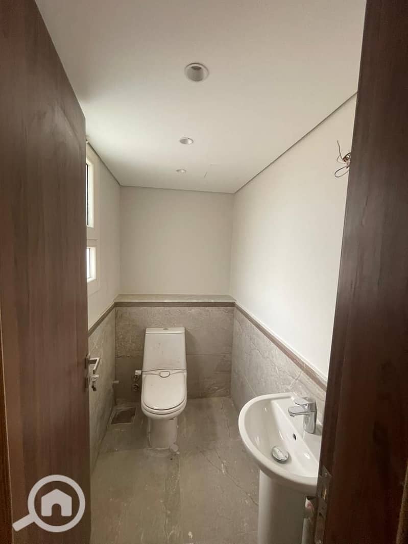 20 cd386836-a0ff-4048-bde6-d722b0ba2e5e. jpg