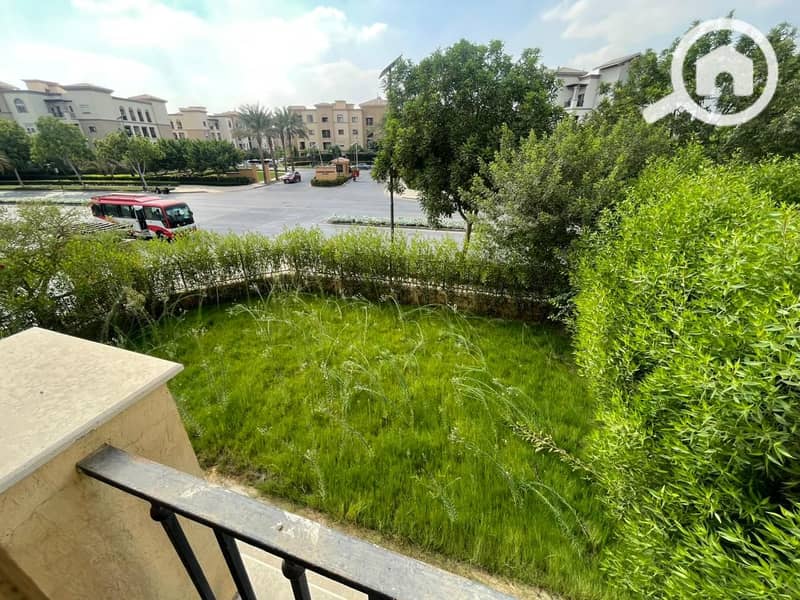 23 e65249c1-46d2-4312-9963-f4d3a8986535. jpg