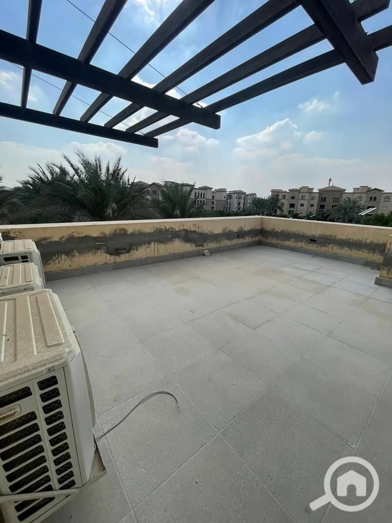 25 f9d08d05-8fb9-455d-8cbc-7df0e98c925f. jpg