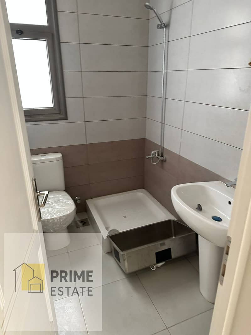 10 WhatsApp Image 2024-03-16 at 2.58. 52 PM. jpeg