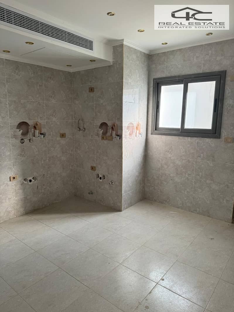 10 WhatsApp Image 2025-11-18 at 15.35. 28. jpeg