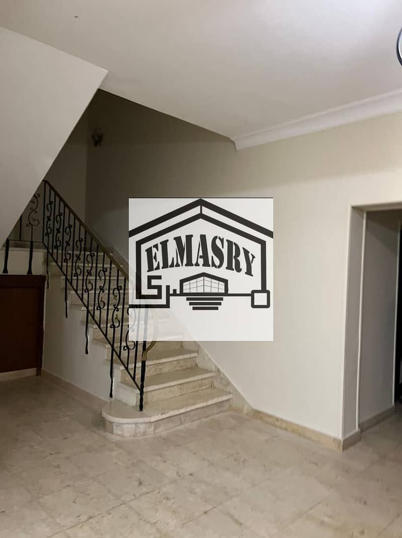 10 b7bfd6bb-3a06-4625-8e16-b3f106c3759e. jpg