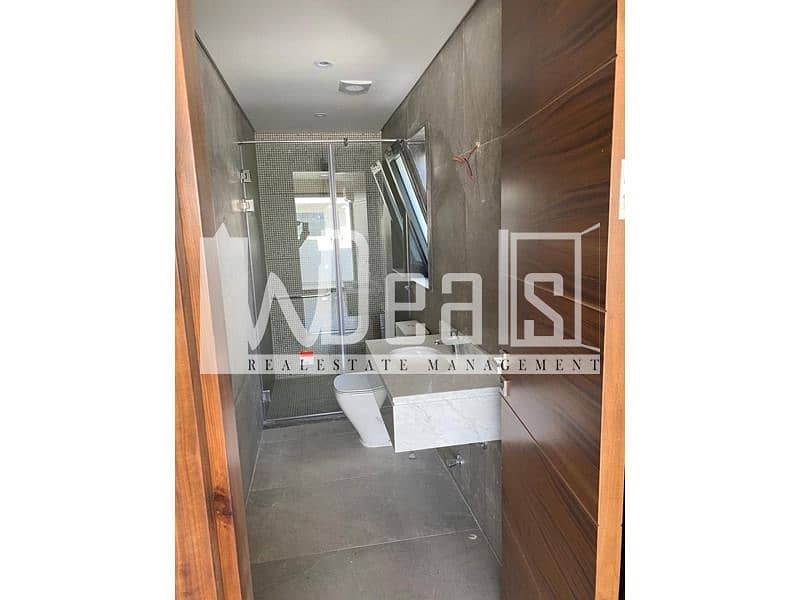 4 WhatsApp Image 2025-11-19 at 12.51. 46 (1). jpeg