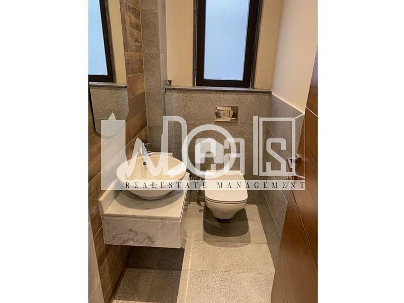 12 WhatsApp Image 2025-11-19 at 12.52. 02 (1). jpeg