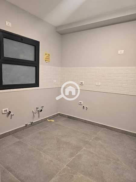 4 pQLrzpvdYMXyT1FKZZb0EAZpghKpFE5tgPSbddjy. jpeg