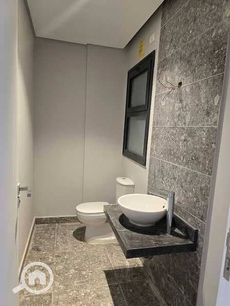 6 yIbmIwBszAOypVGBPzg3cP363L13CiF9Zr4totVw. jpeg