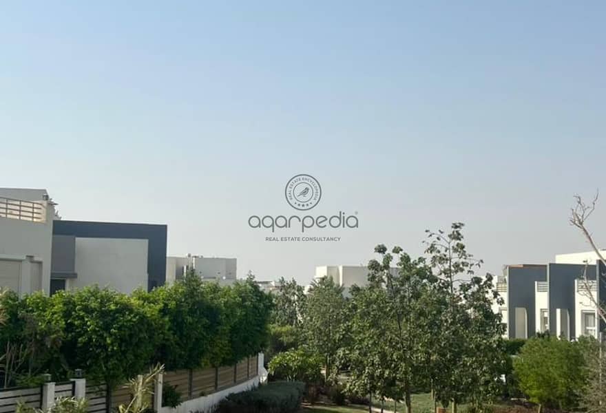 4 ba967bab-67f6-4a1c-82b8-fe50885b5c33. jpg