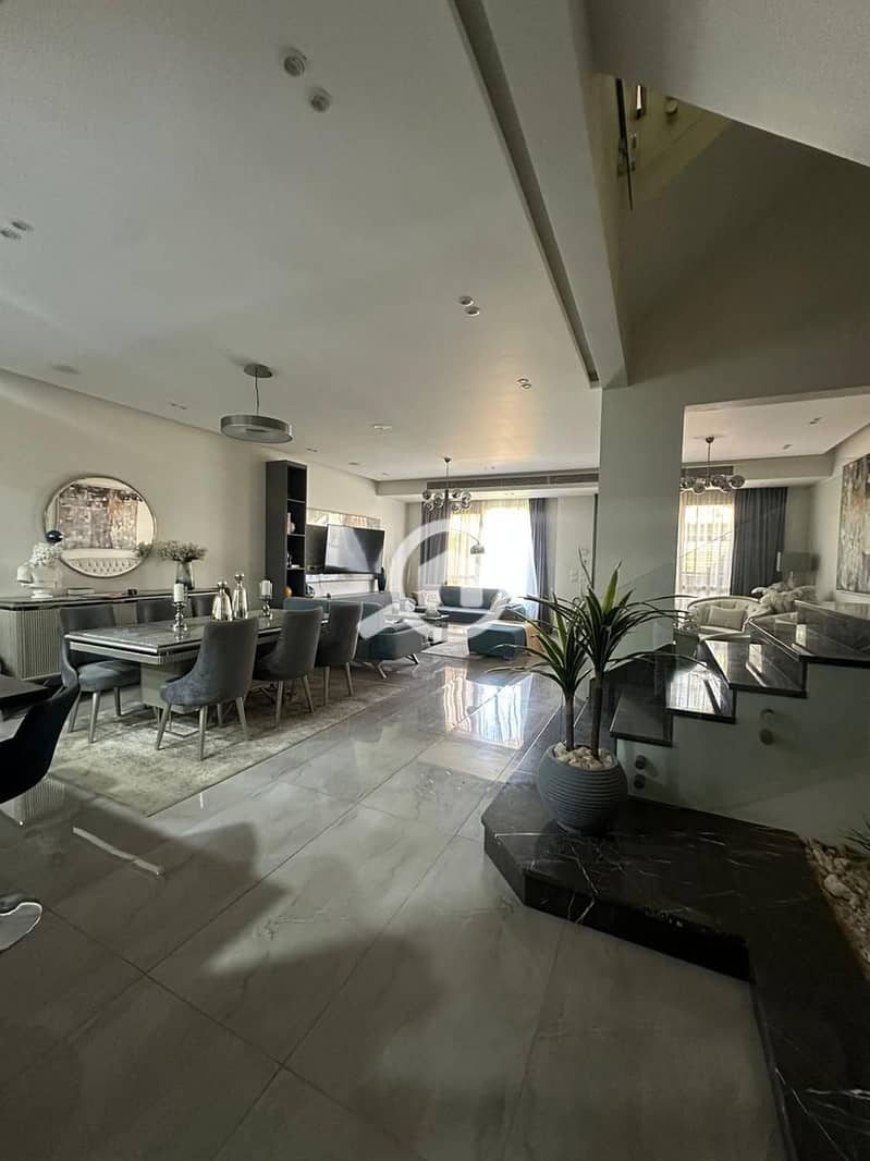 2 1d9fd521-3221-4228-a04c-17ad73949313. jpg