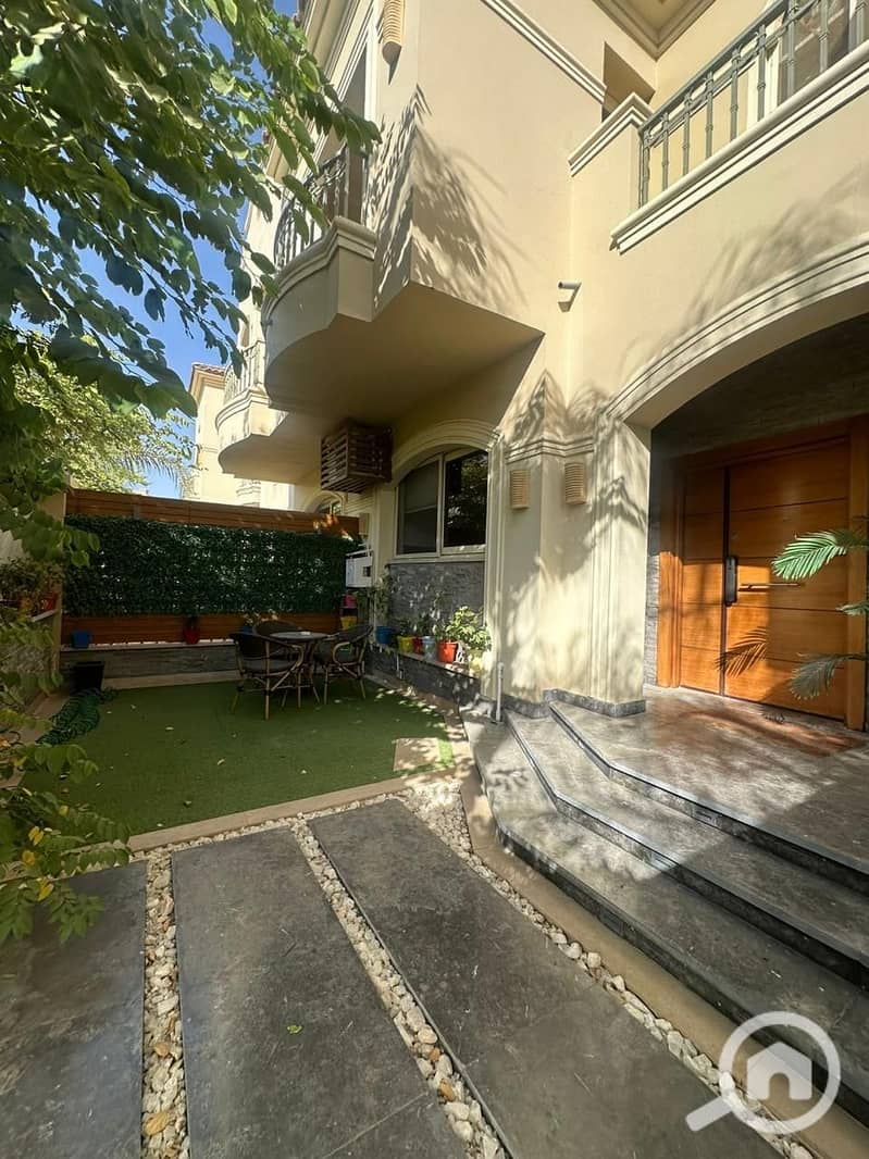 7 b5c29b87-629c-4382-be30-9e9dc4f74b78. jpg