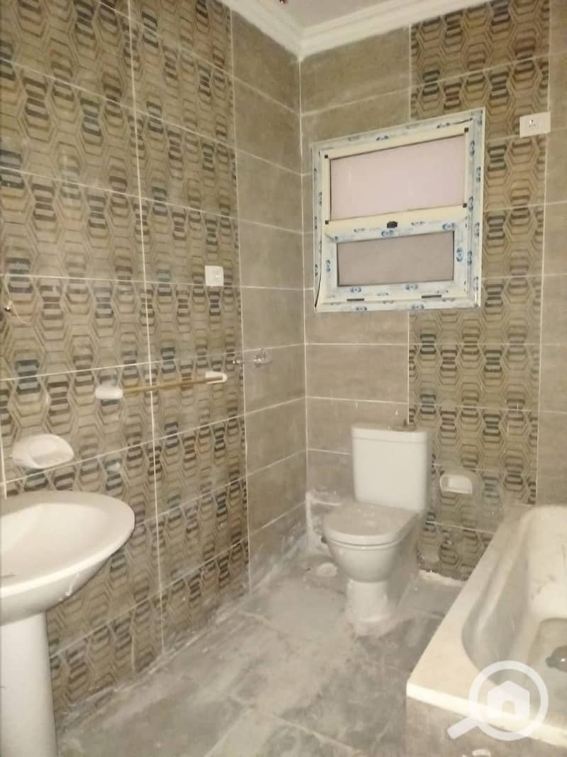 6 WhatsApp Image 2025-09-18 at 12.26. 57_6e90622f. jpg