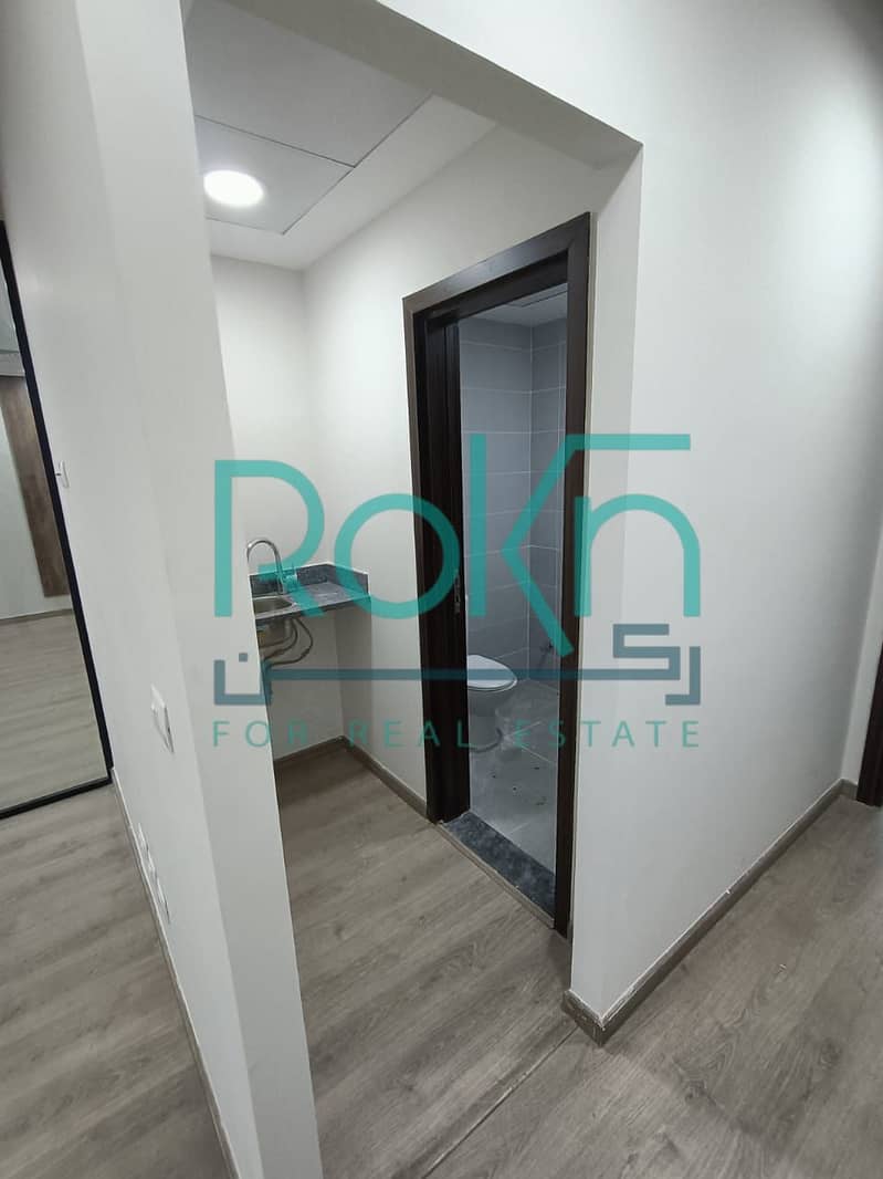 4 WhatsApp Image 2025-11-19 at 3.24. 27 PM (3). jpeg