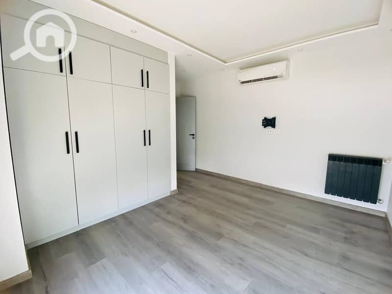 5 4b51b657-a823-467f-aeb6-168fadb1c196. jpeg