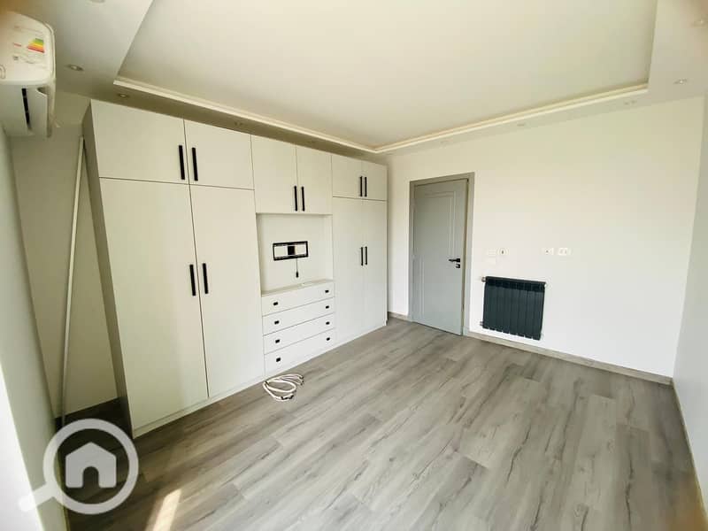 6 6e3ae07c-cce5-4db0-98f7-b49f118ac134. jpeg