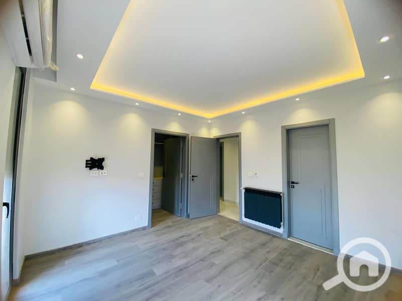 7 2272b415-17c8-4787-a3da-303bfed913cc. jpeg