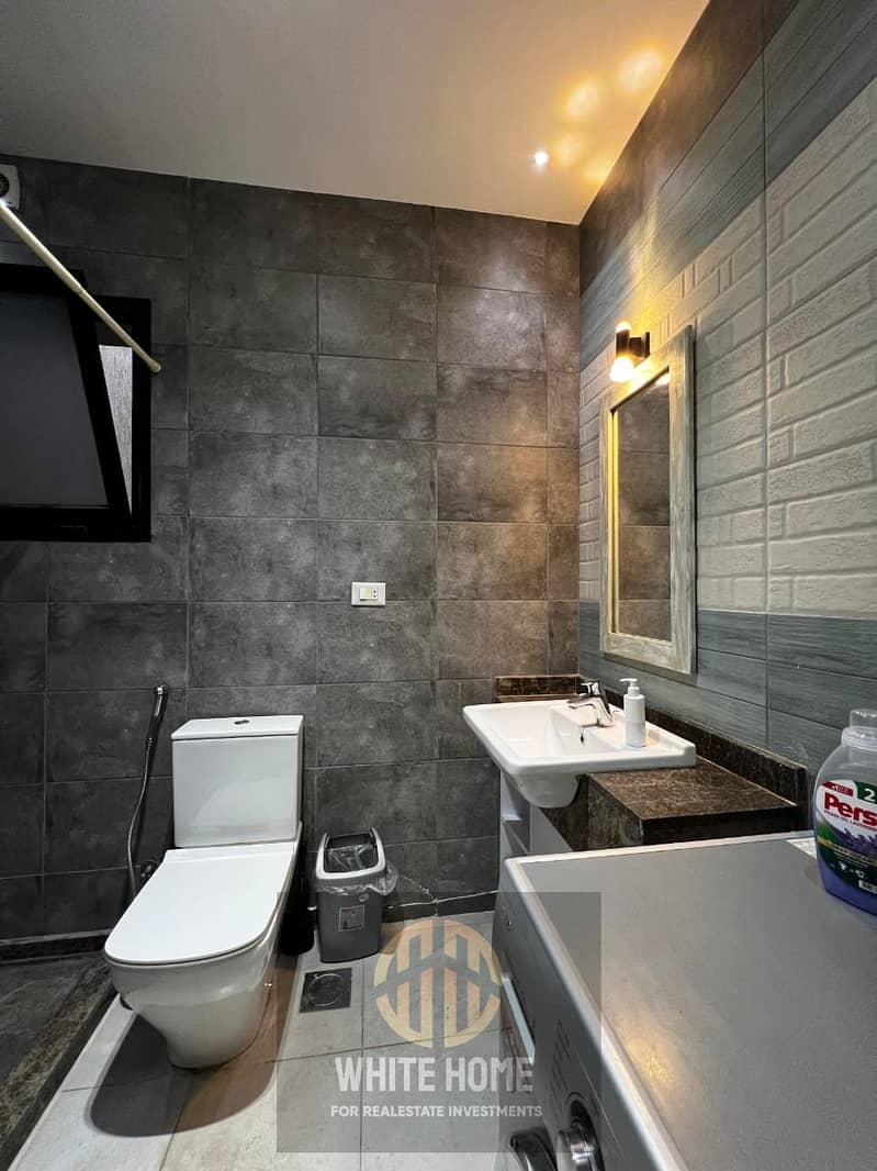 8 89d03945-2b5b-45f6-b312-99579308a575. jpeg