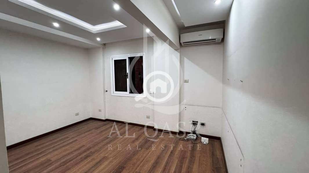 3 WhatsApp Image 2025-11-19 at 15.47. 48 (2). jpeg