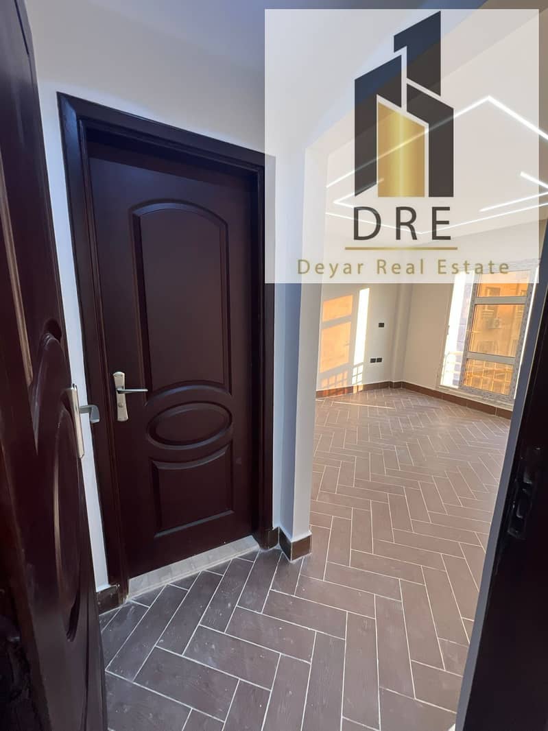 12 c61b9ea4-cb49-4301-a890-15751d6c4d7f. jpg