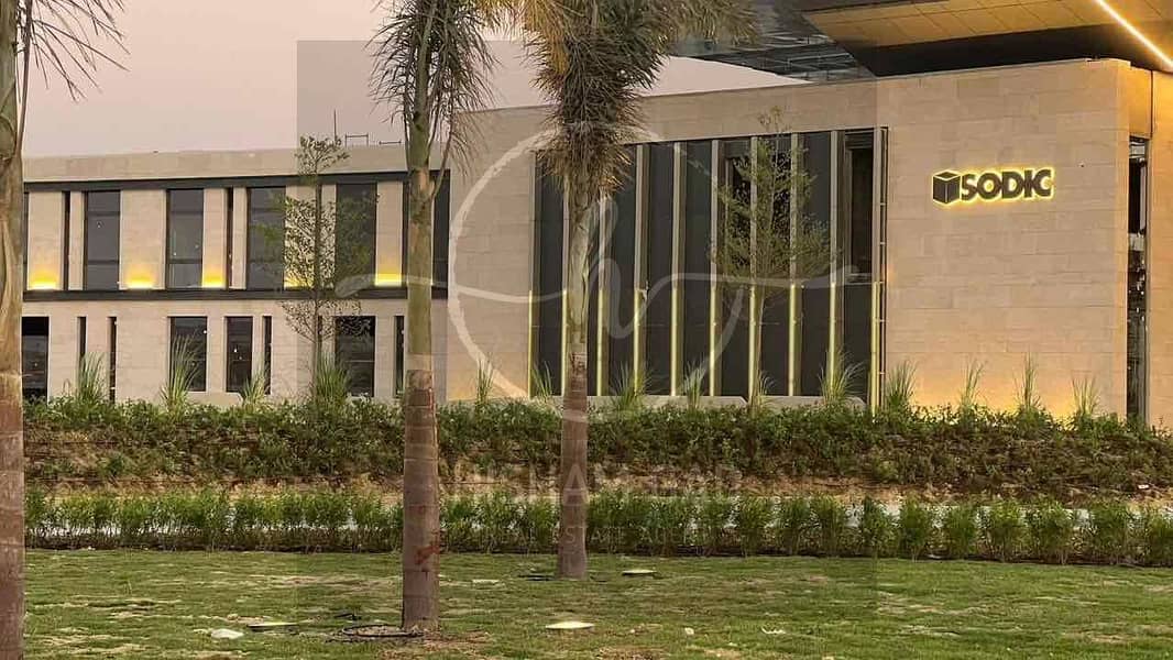 2 2b288aaa-e9ed-44ae-9532-2a1cf3998505. jpg