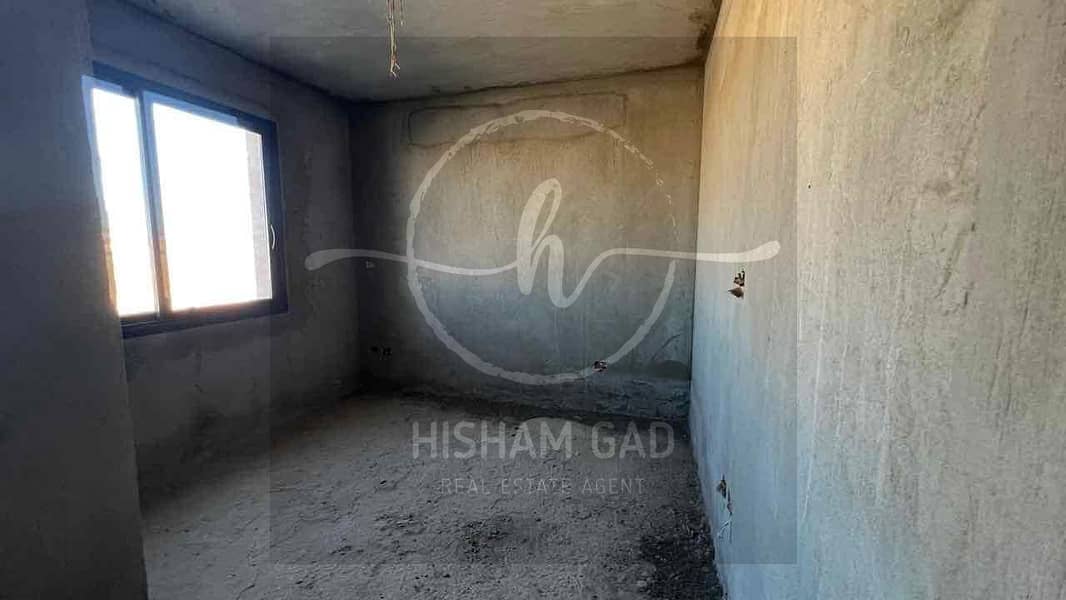 10 2d986c4c-c391-4e96-a4bd-1497568328bd. jpg