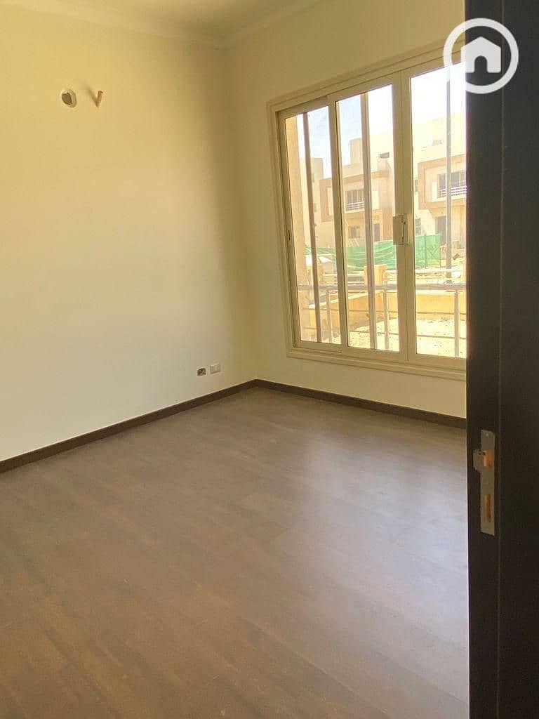 9 WhatsApp Image 2025-11-19 at 15.49. 33_50604ef1. jpg