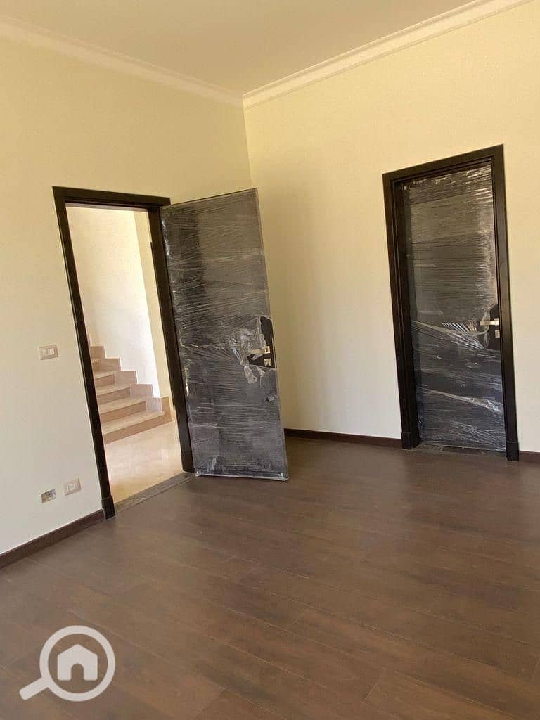 10 WhatsApp Image 2025-11-19 at 15.49. 34_63e5350e. jpg