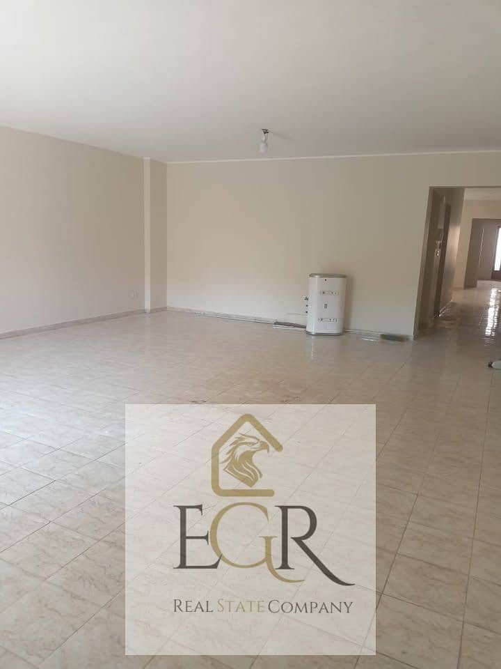 4 586728841_2103401893802924_1924990849043705206_n. jpg