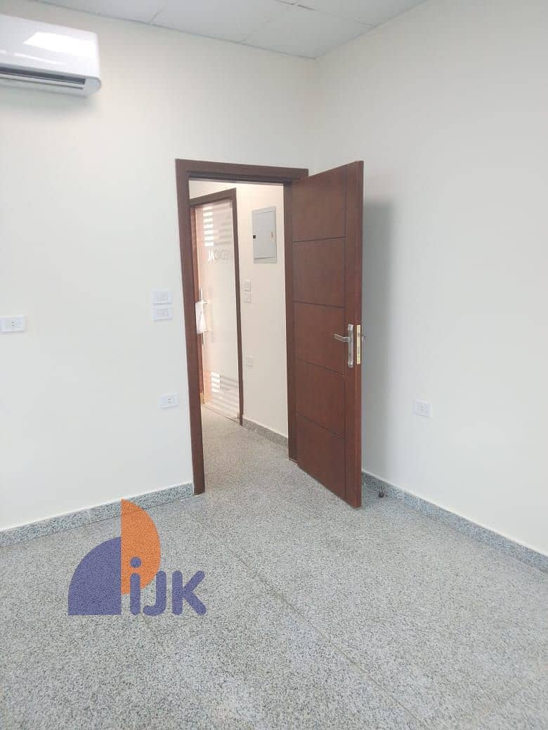 6 WhatsApp Image 2025-10-22 at 7.48. 48 PM (3). jpeg