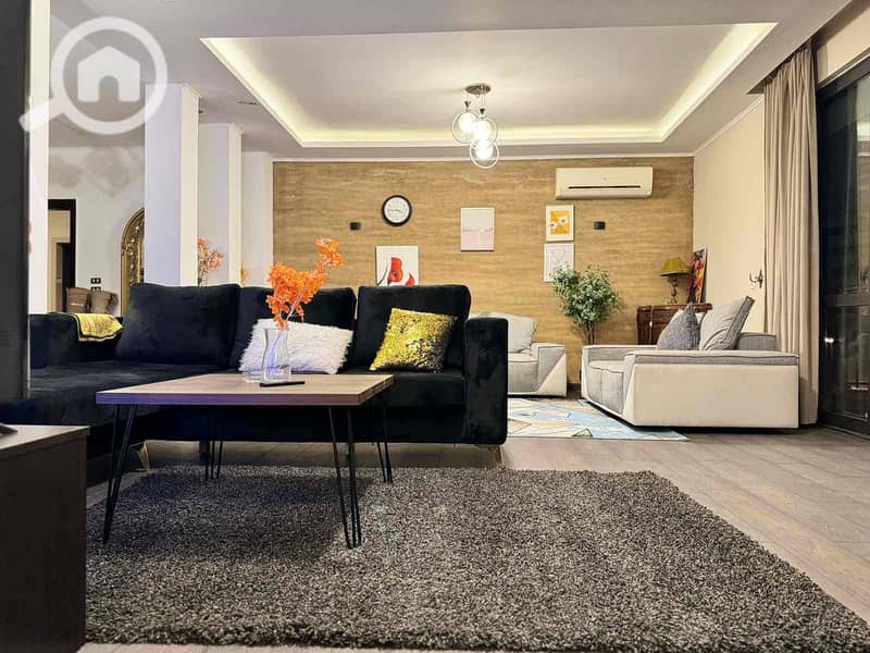 4 ad5726e5-5000-4162-b068-ddaebea2720d. jpg