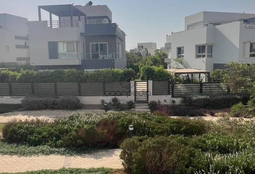 7 32fe280e-10ca-4d88-9e30-b122e00889ab. jpg