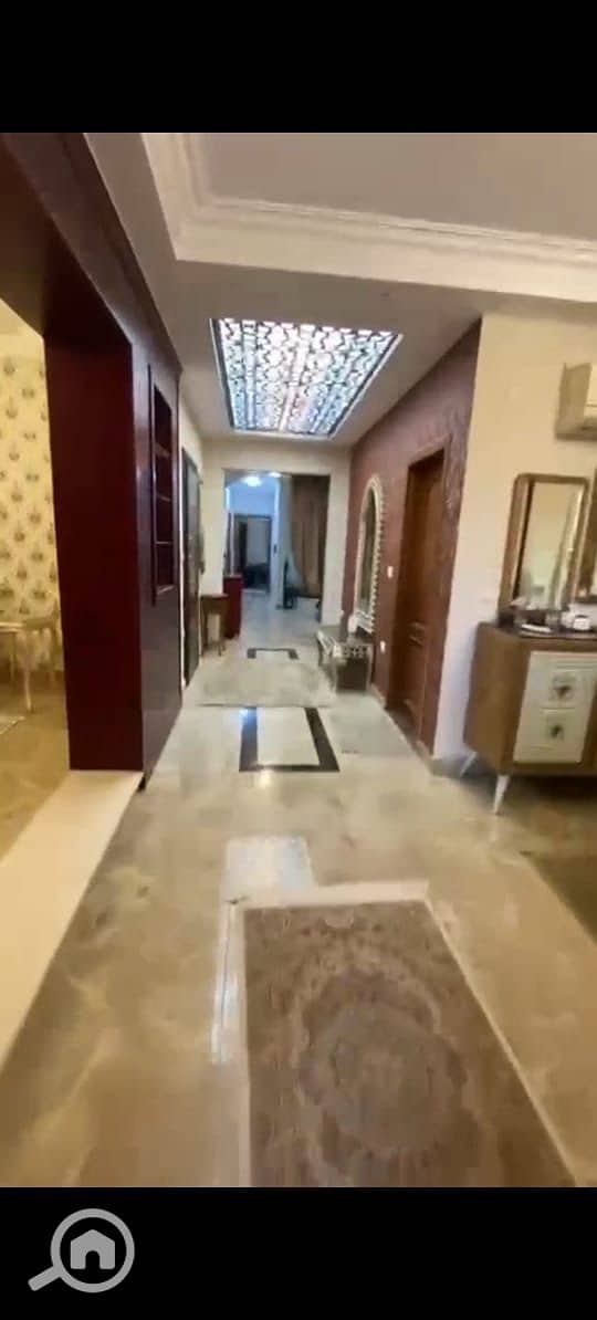 4 94eb66cb-91e2-49f5-8dcf-bec07b337018. jpeg