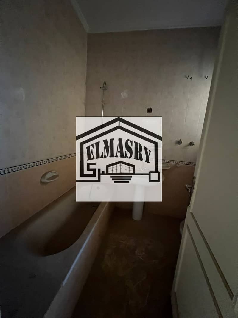 13 653ac08a-da56-48d7-bb23-27f9fd9f7a3a. jpeg