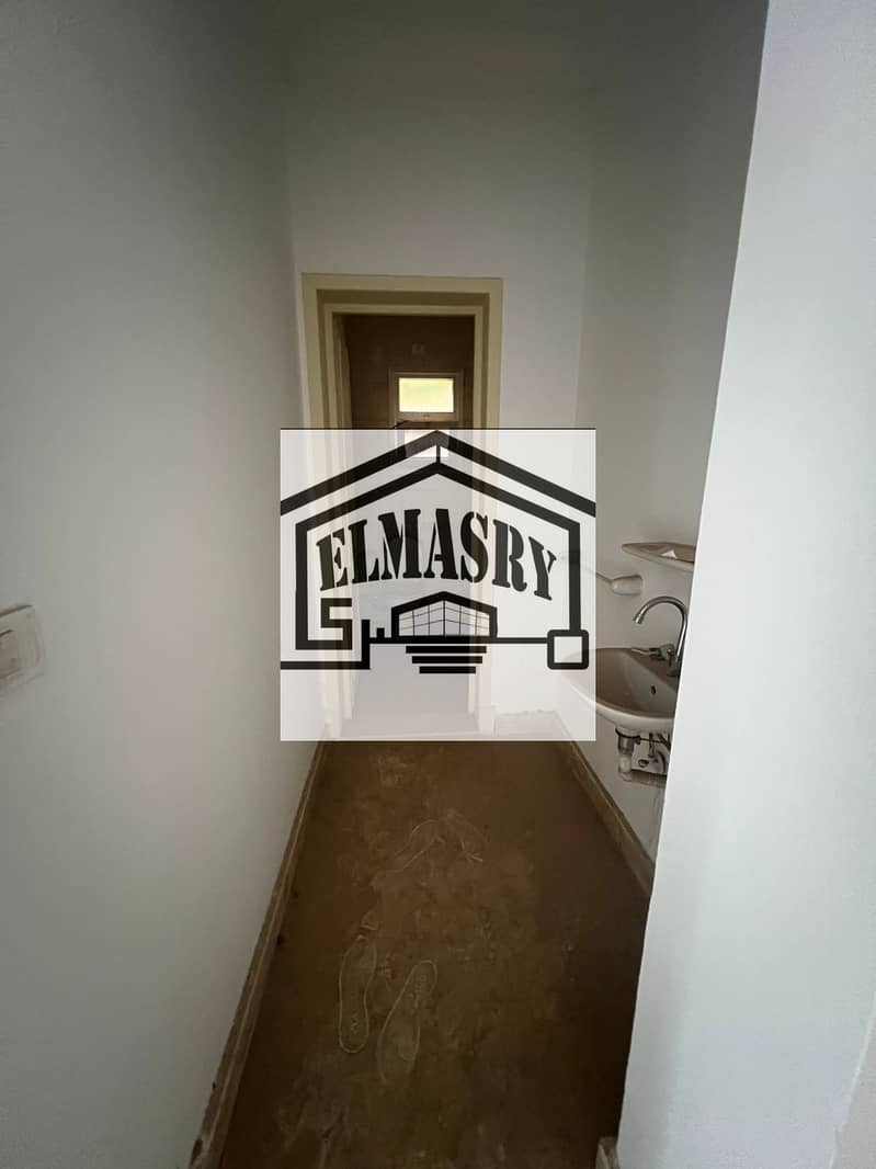 18 fa73a603-3df0-4369-ae6c-70be0fe6f38e. jpeg