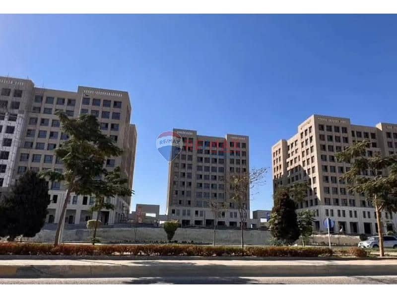 5 8234329-6df12o. jpg