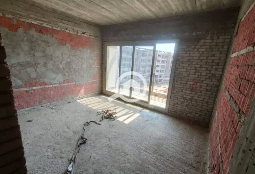 10 c397ea75-72e2-4b40-93d4-a21f99c43021. jpg