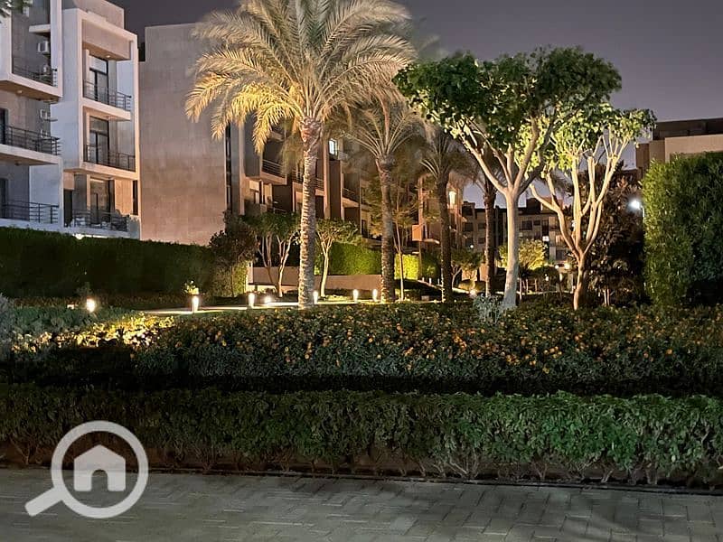 2 00c3b00b-b516-43d0-9bdf-1d47f6b0f367_800x600. jpg