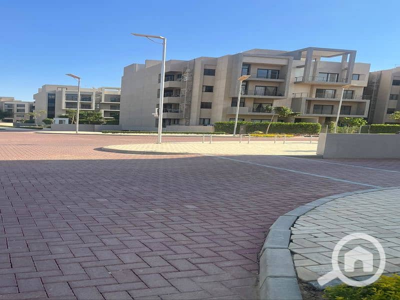 12 842162b7-56ba-4c0c-b153-7c1265d2b77a_800x600. jpg