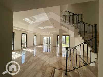 تاون هاوس 4 غرف نوم للايجار في الشيخ زايد، الجيزة - Courtyard Sodic 1. jpg تاون هاوس 4 غرف نوم للايجار في الشيخ زايد، الجيزة - Courtyard Sodic 1. jpg