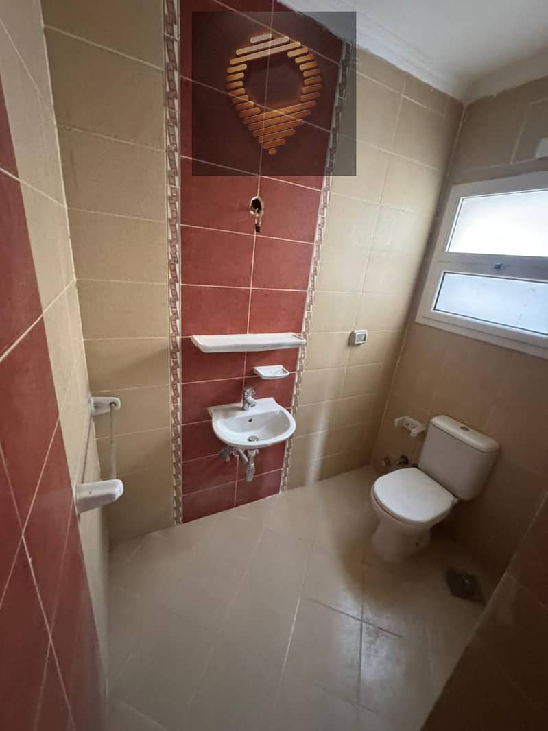 22 WhatsApp Image 2025-11-03 at 16.22. 59_a060ee6b. jpg