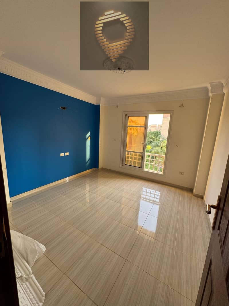 5 WhatsApp Image 2025-09-24 at 14.00. 24_e97651c3. jpg