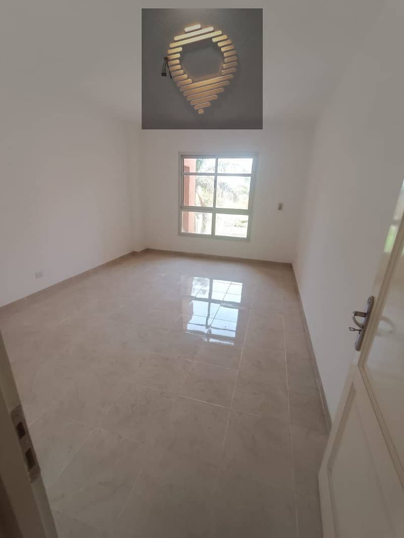 7 WhatsApp Image 2025-11-02 at 14.39. 54_4f4b7812. jpg