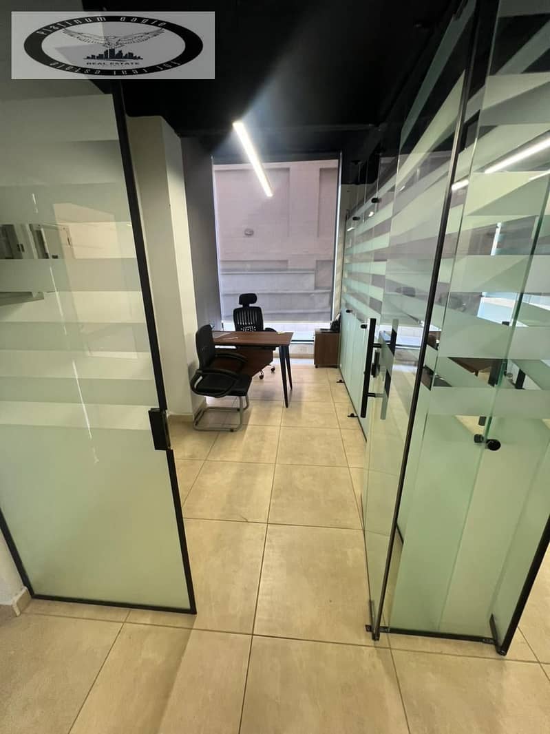 3 7e634b52-c388-4c4d-963d-fc449f02f096. jpg