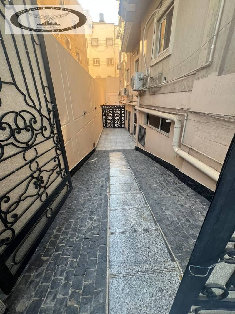 9 0dc983c4-961c-48a6-a49e-efa625c41304. jpg