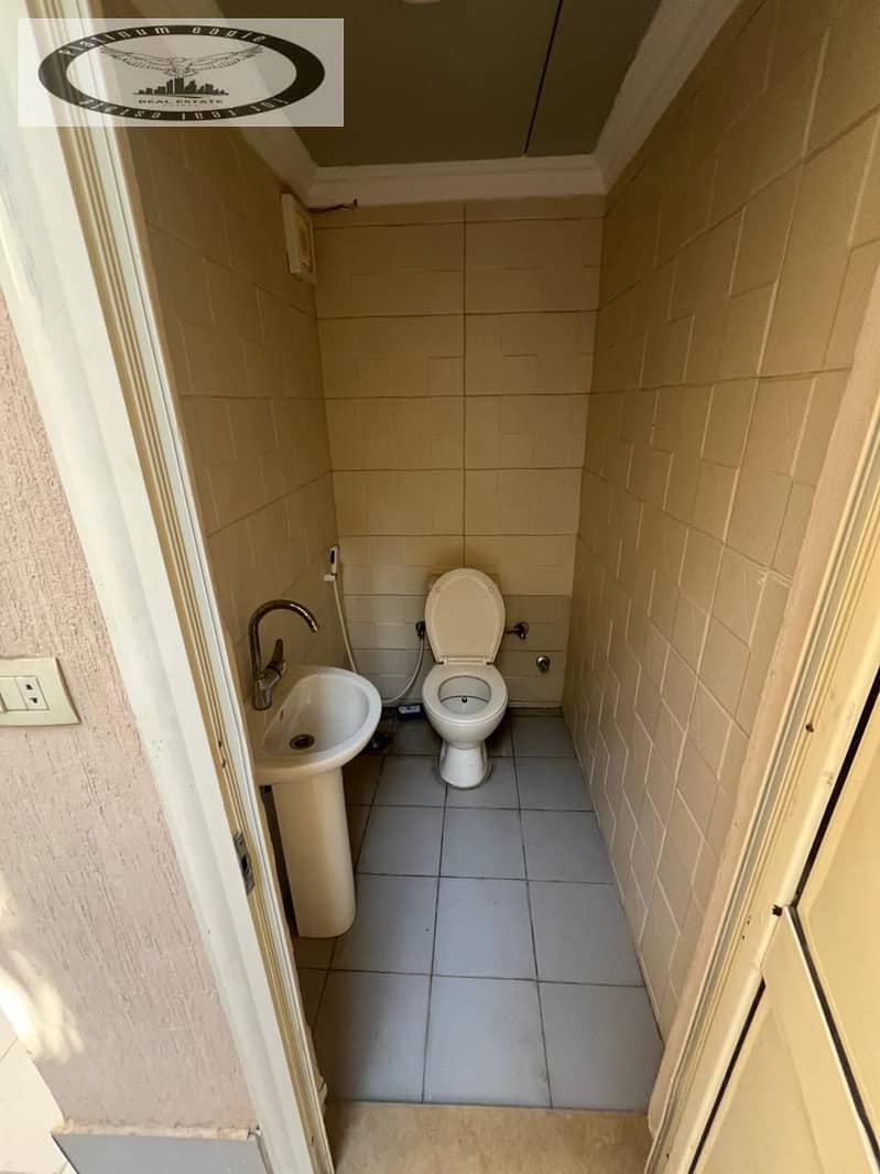 16 259d6b0a-1106-4c48-be38-494b7d20a399. jpg